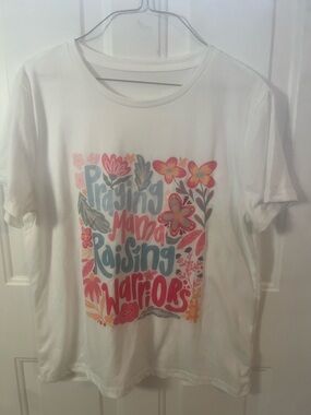 White Womens Graphic Tee - Praying Mama Raising Warriors